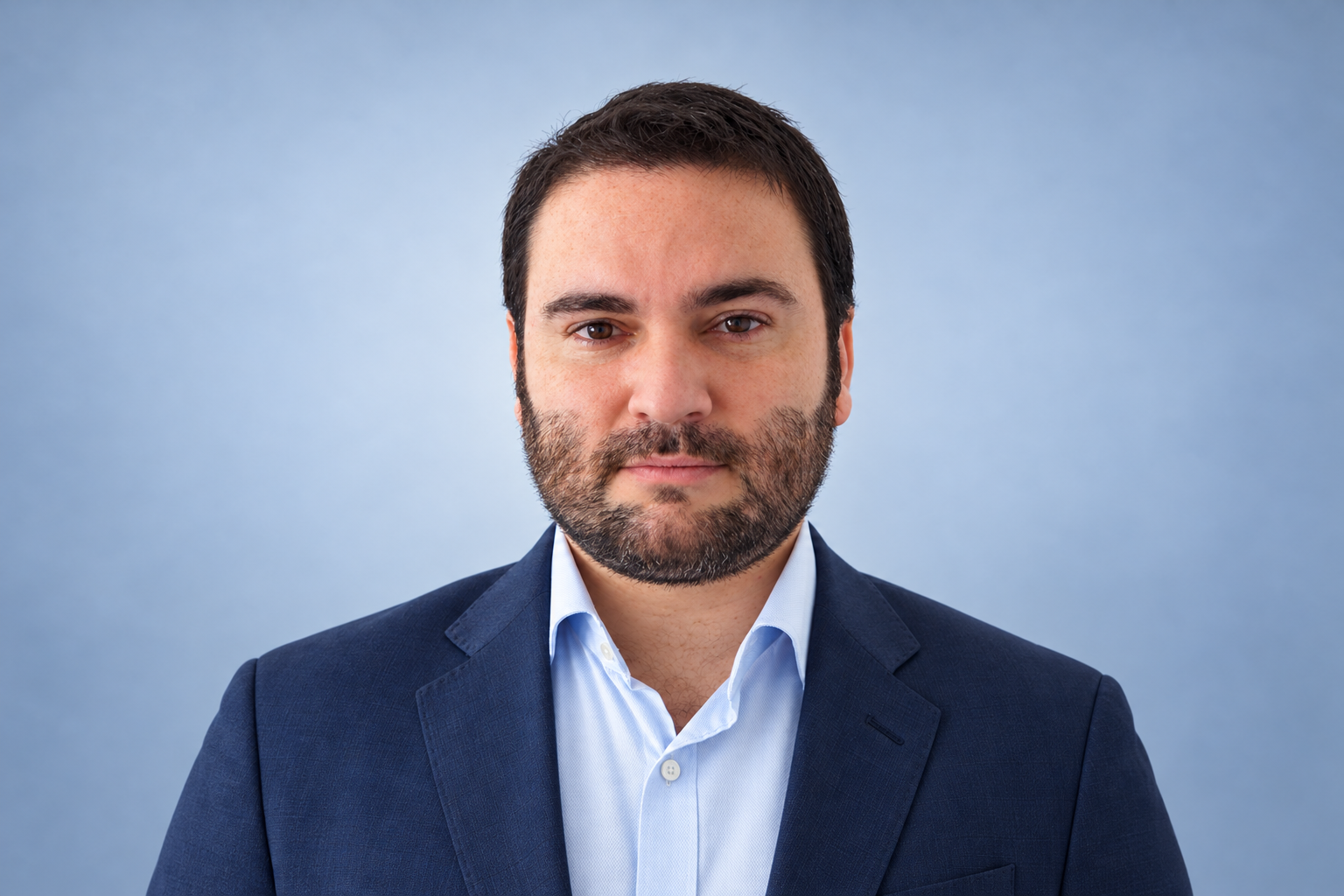 Dr. Federico Platania